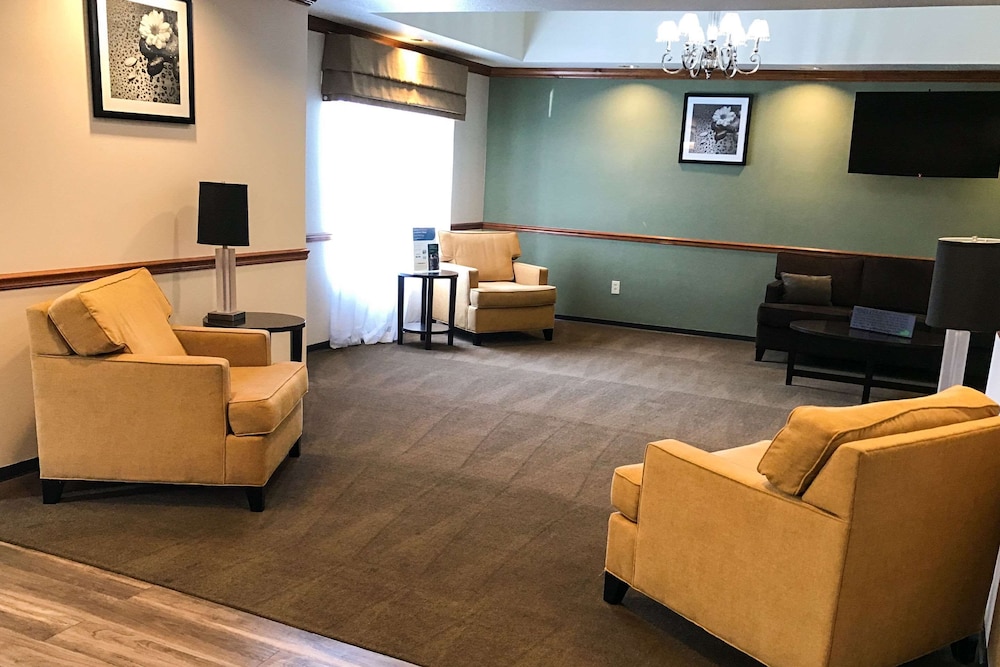 Spark by Hilton Shepherdsville Louisville South 35/43