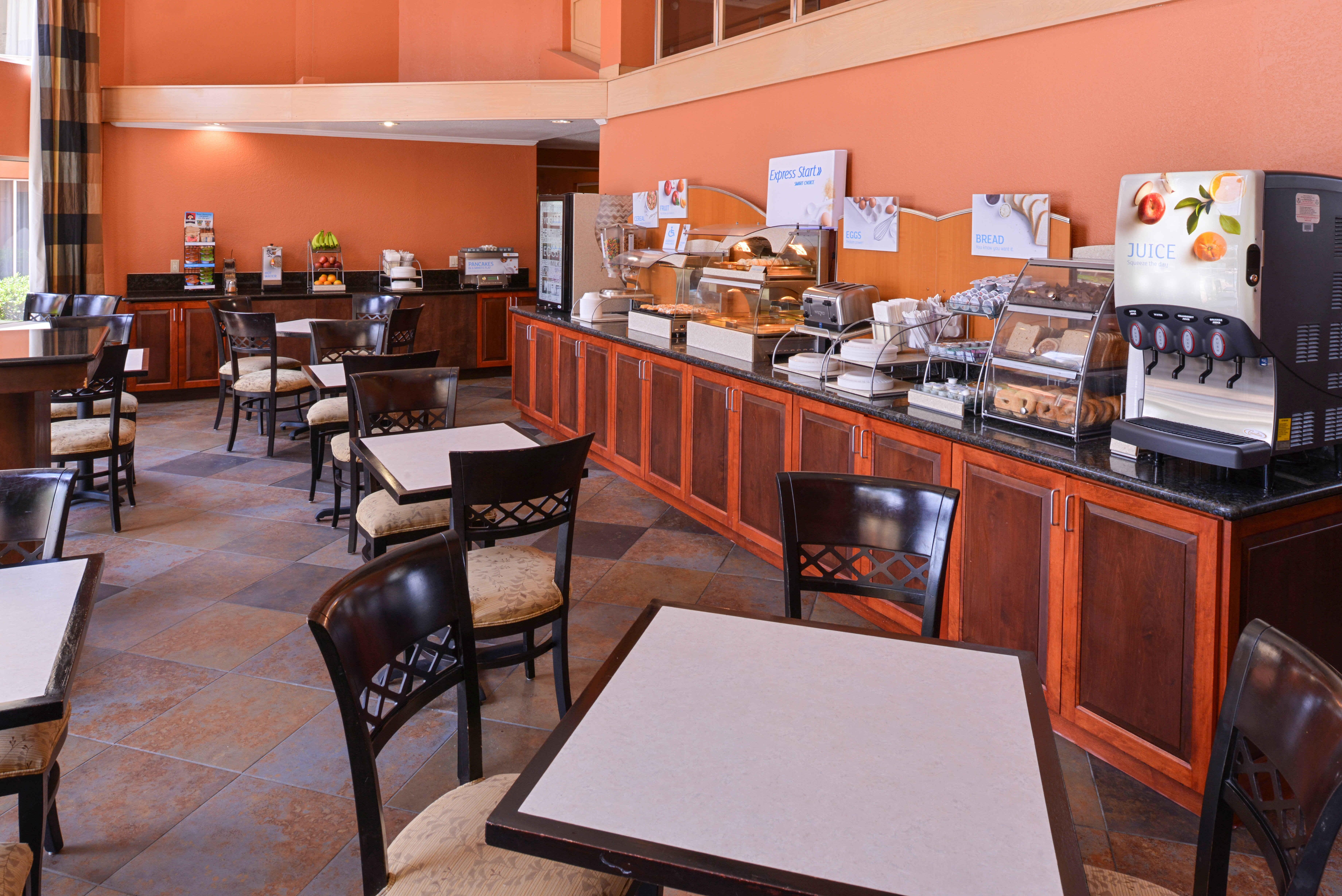 Holiday Inn Express Clearwater East Icot Center 65/78