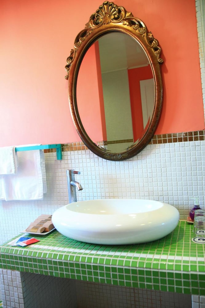 Raid Gardden Boutique Hotel 47/49