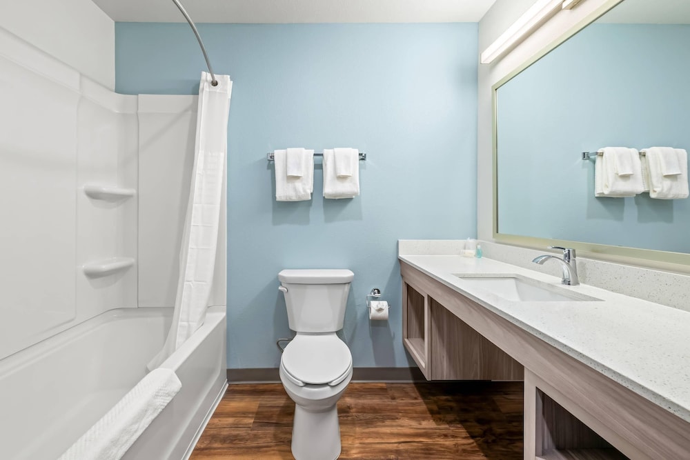WoodSpring Suites Charlotte - Arrowood 56/60