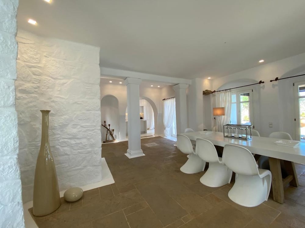 Villa Alessandra 45/50