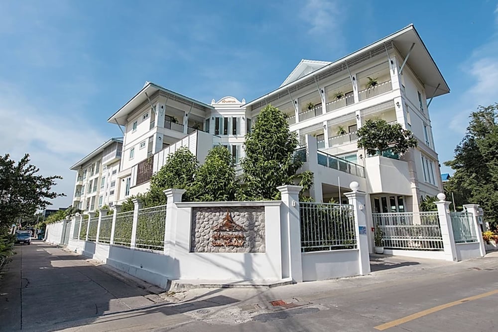 SIAM THARADOL in BANGKOK