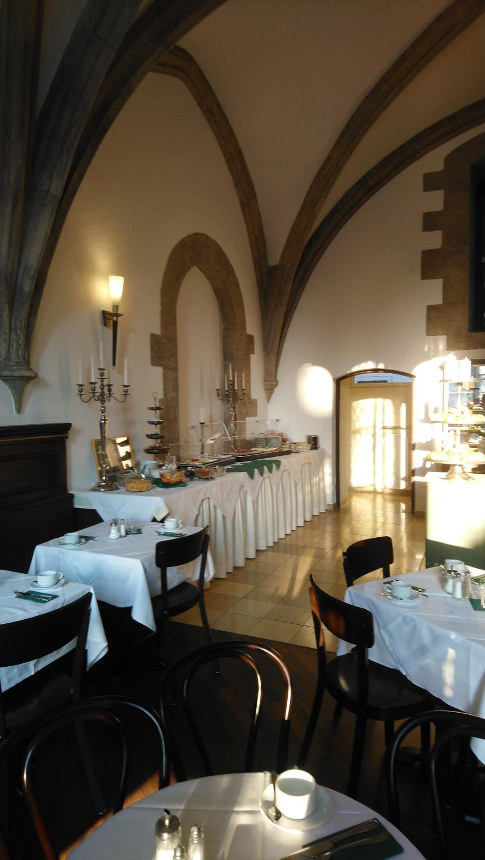 Hotel Kaiserhof am Dom 40/59