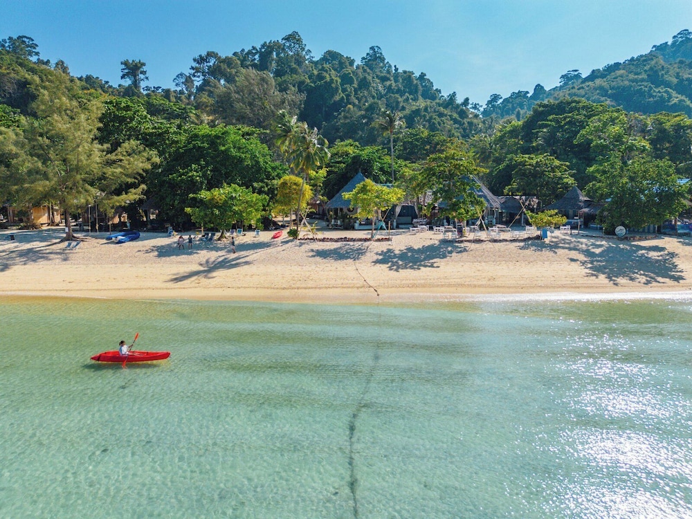 Mayalay Beach Resort 42/50