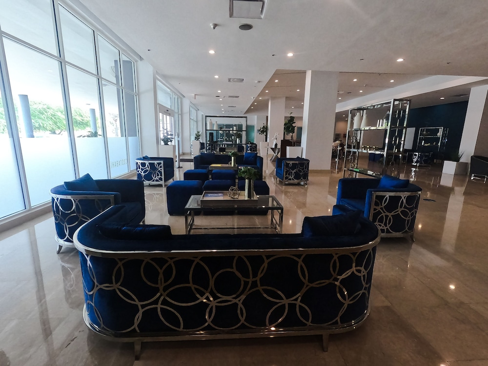 Costa Bahia Hotel and Convention Center 18/41