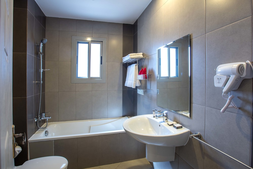 Loumage Suites Spa Seef 70/70