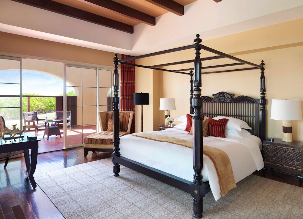 Desert Islands Resort & Spa by Anantara 16/72
