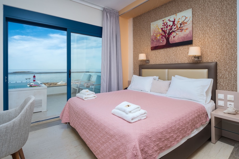 Pyrgos Beach Apartments 9/50
