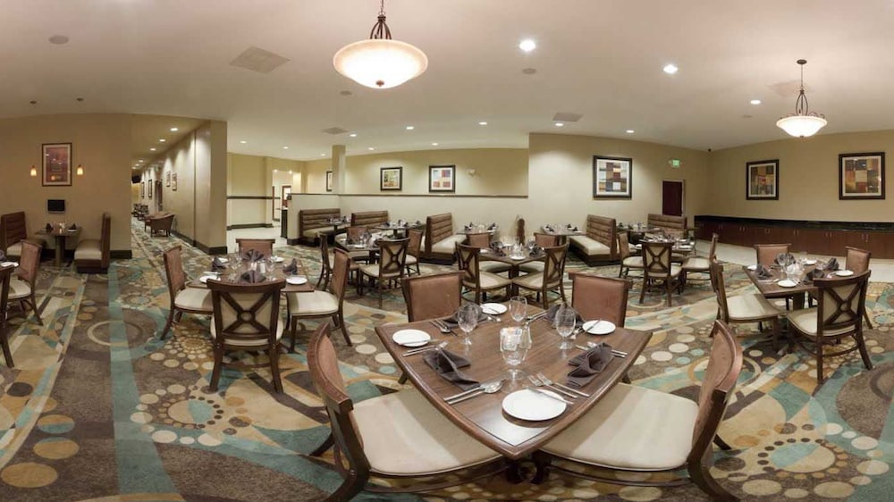 Holiday Inn Hotel And Suites Beaufort Highway 21 36/44