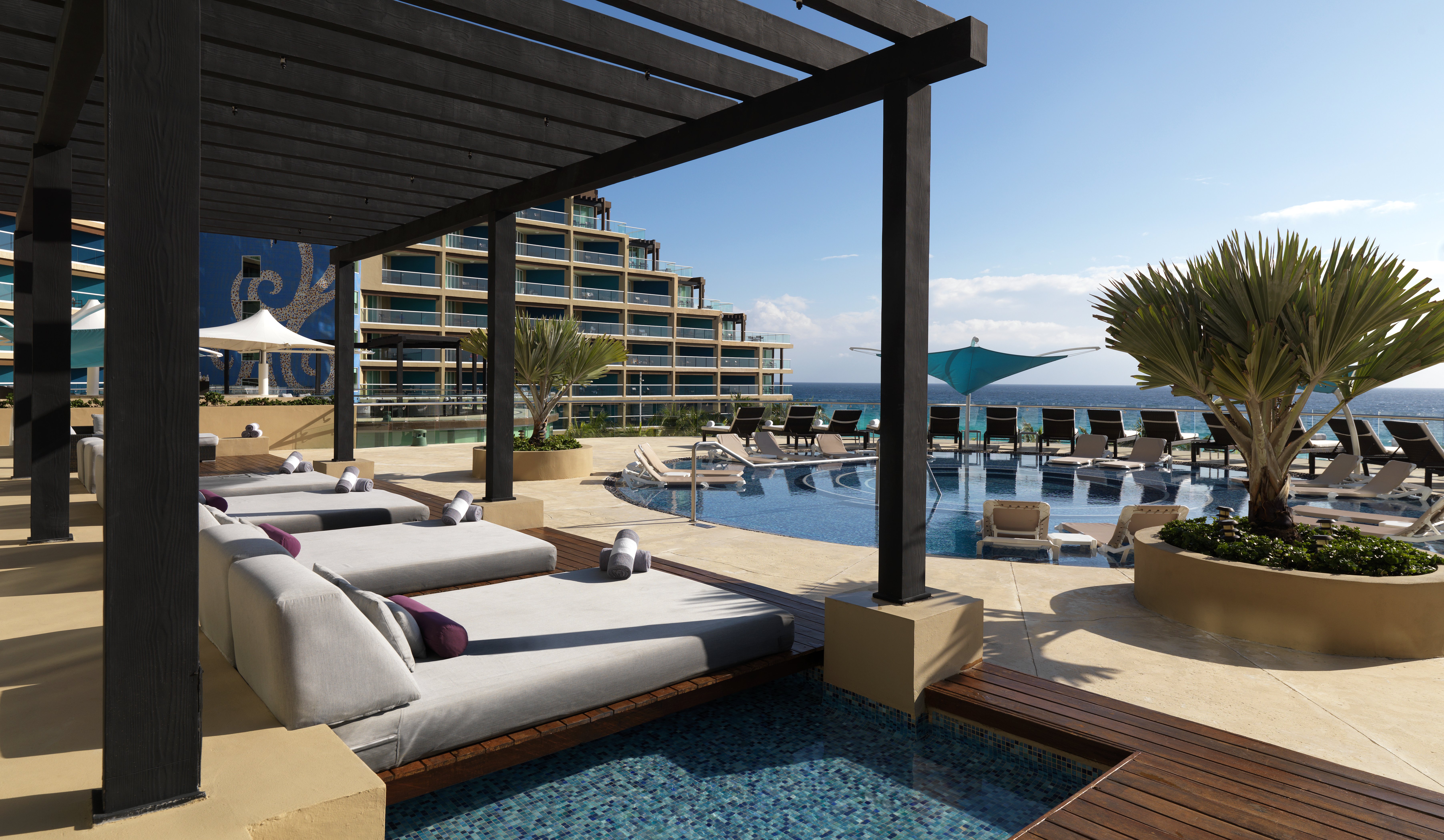 Hard Rock Hotel Cancun 40/80