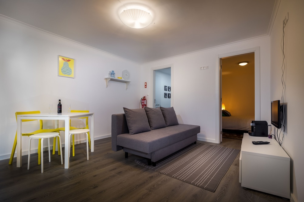 Alfama Right Point 29/55