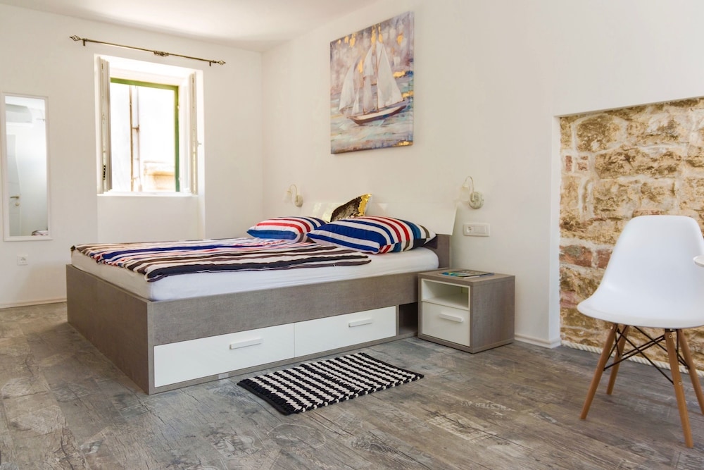Luxury Villa Minerva Gardens 13/80