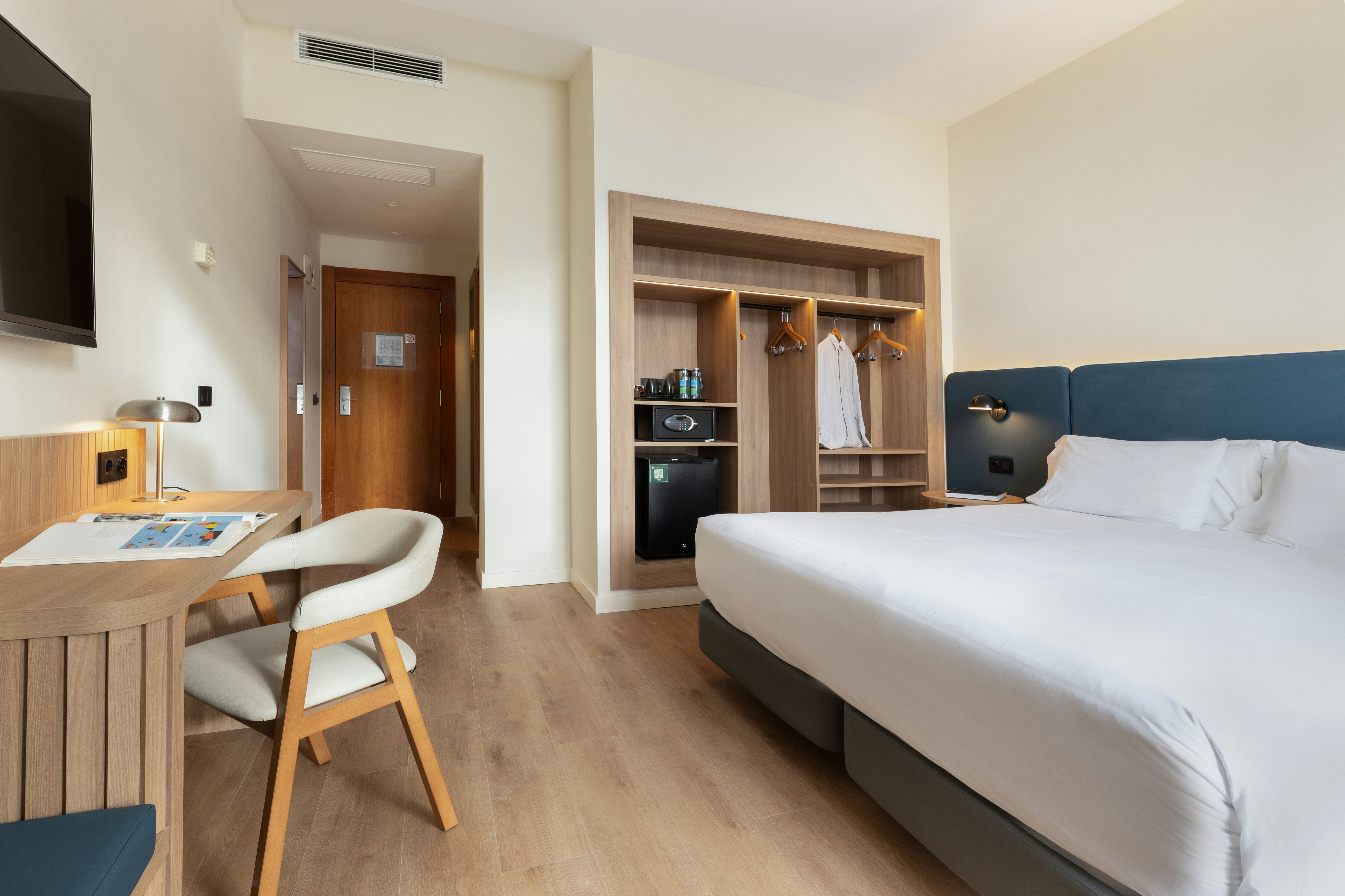 Kalma Sitges Hotel 6/17