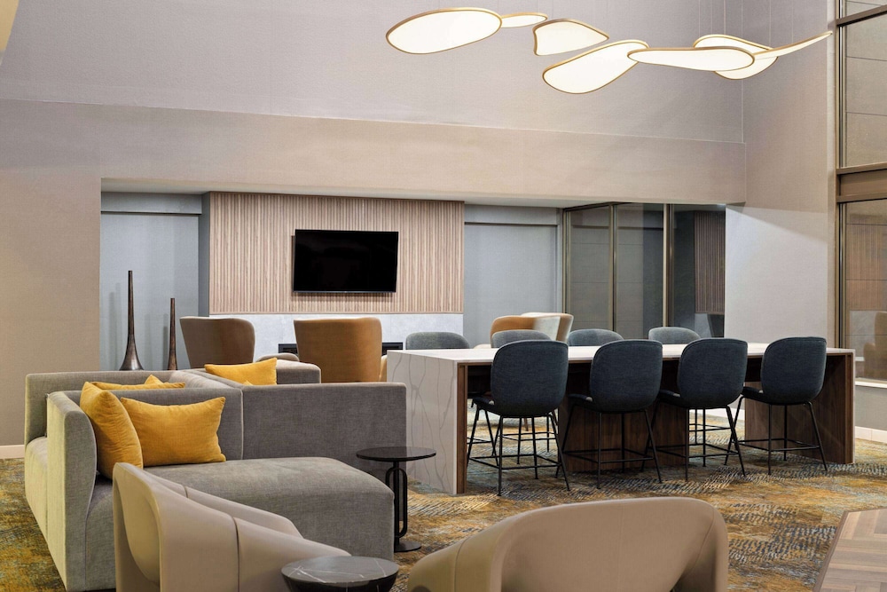 La Quinta Inn & Suites by Wyndham Yakima Downtown 35/50