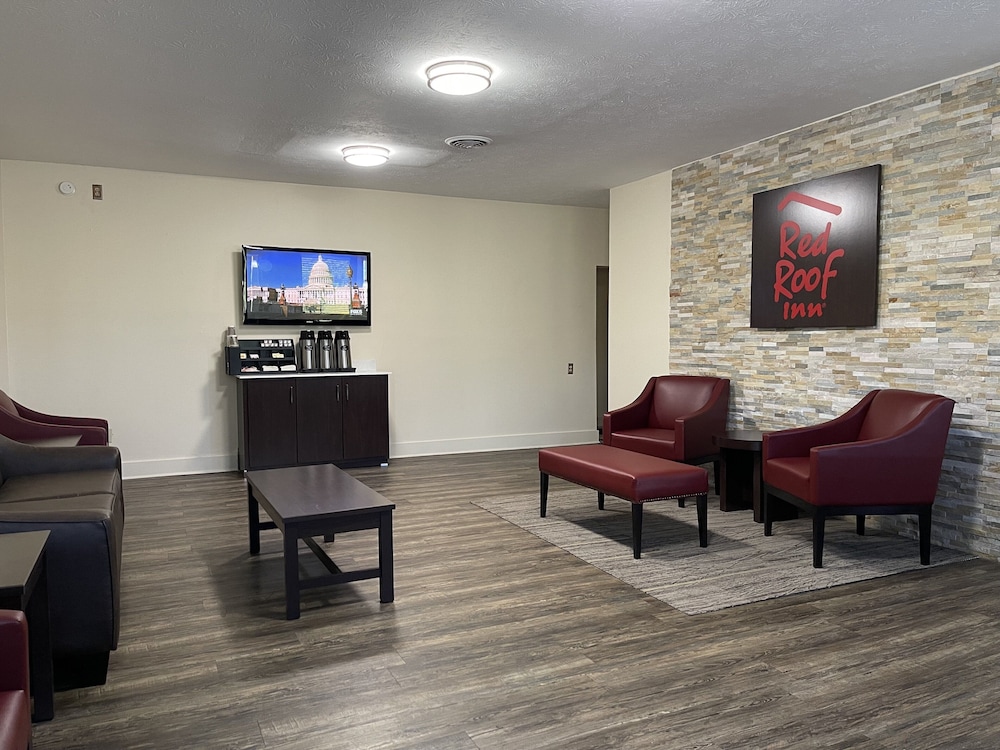 Red Roof Inn Lagrange 27/31