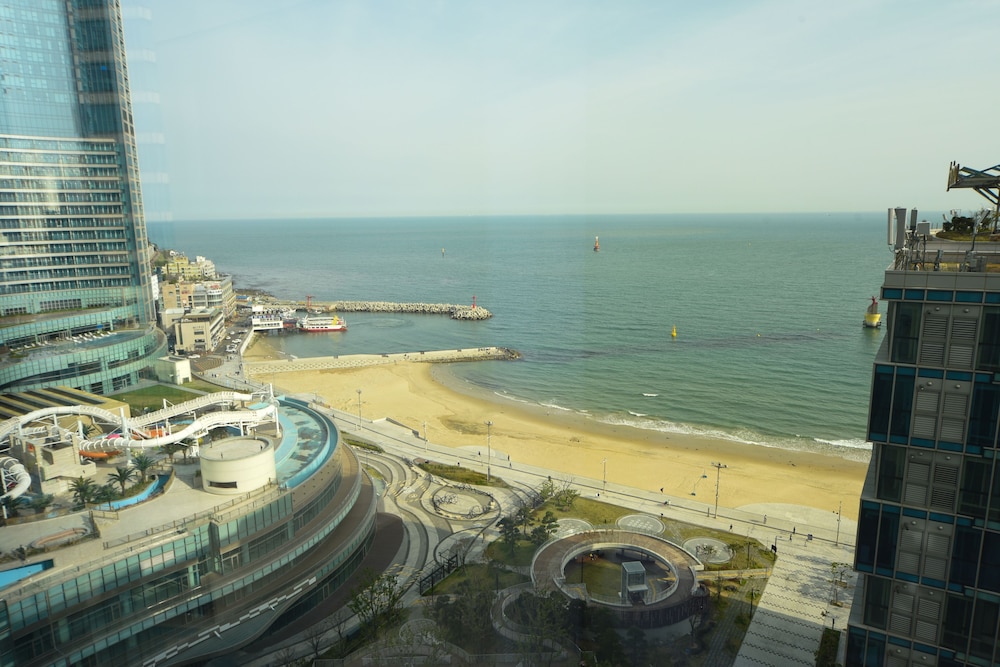 Haeundae Central Hotel 27/32