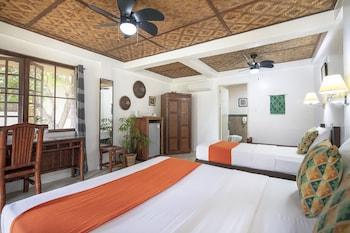 Deluxe, 1 Queen and 1 Single Bed, Garden or Pool View