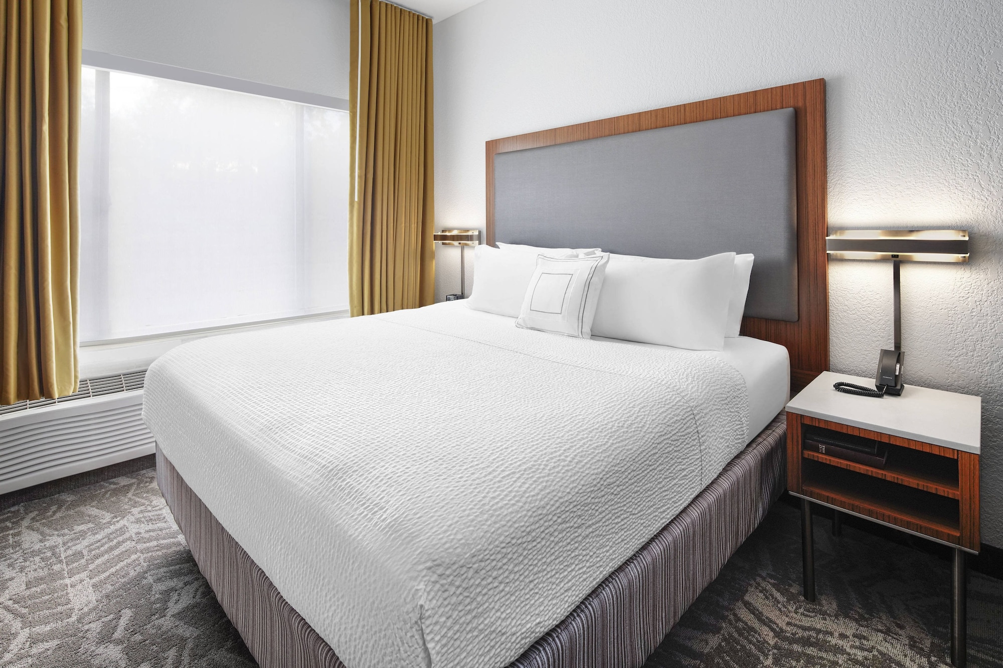 Suite, 2 Double Beds, Mountain View