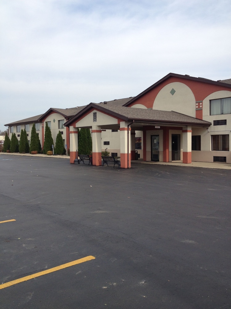 Super 8 By Wyndham Plymouth 4/21