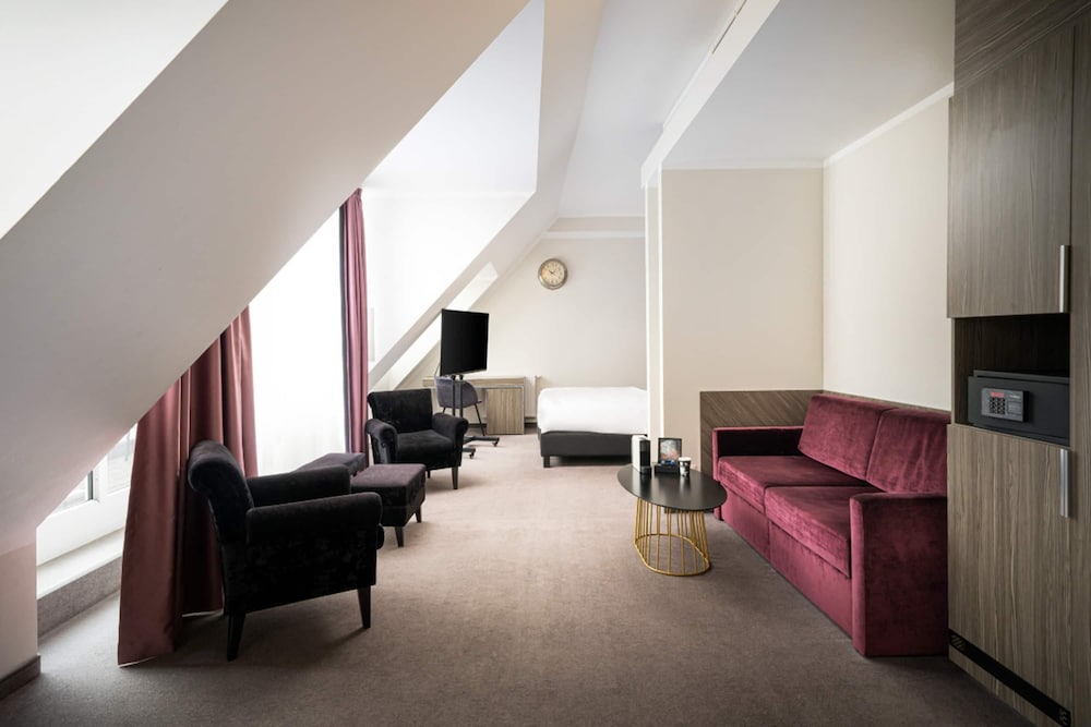 FAMILY, DOUBLE BED, SOFA