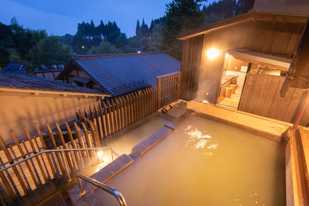 Kurokawa Onsen Ryokan Nanjoen 23/35