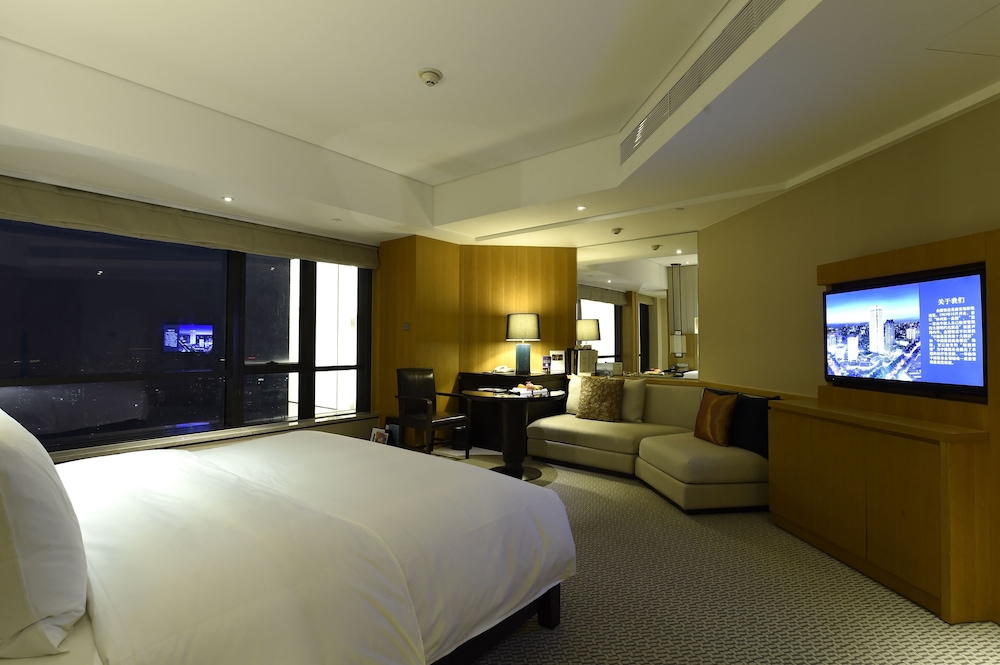 Jinling Hotel 35/52