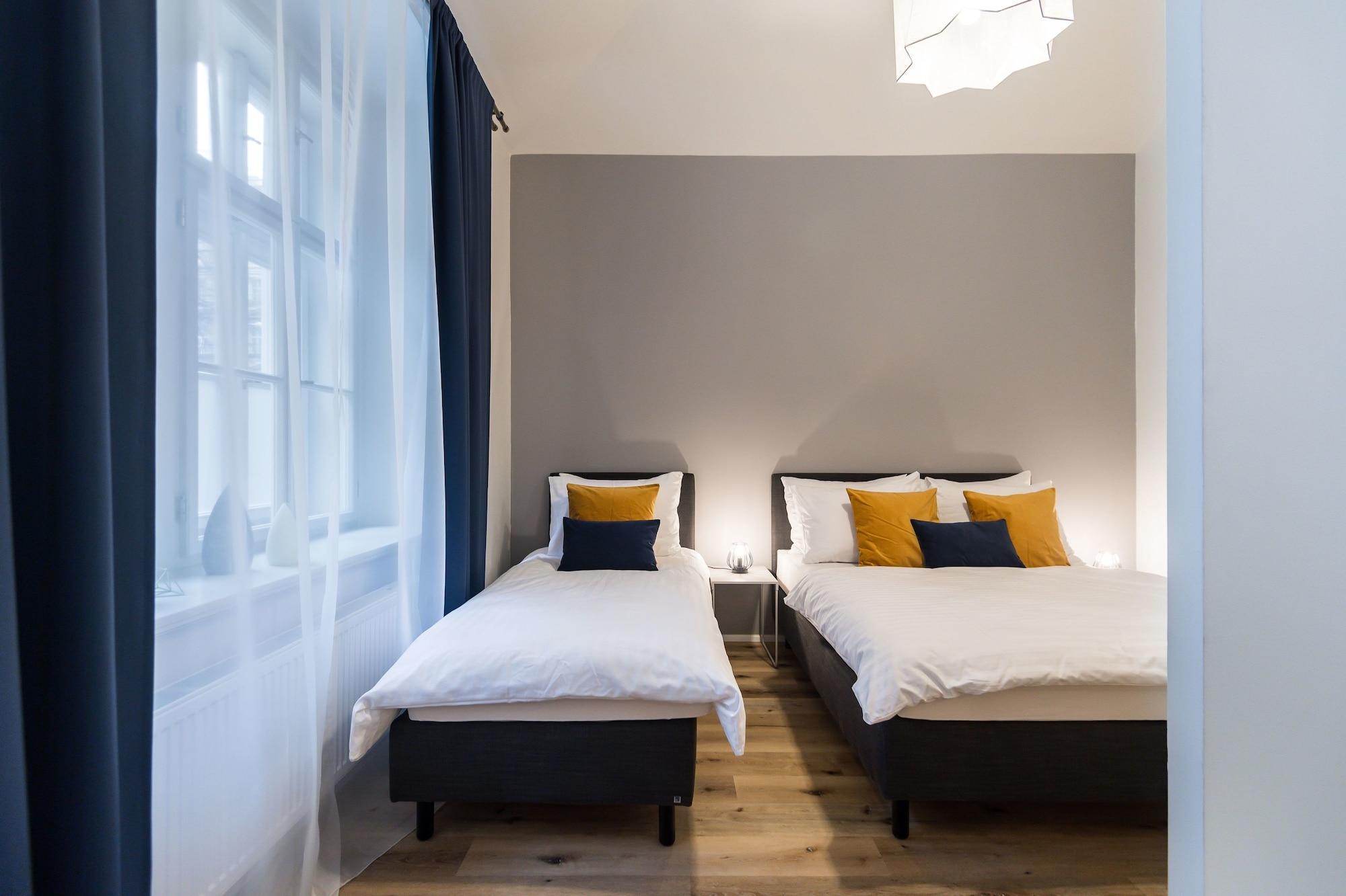 Classic, Apartment, Multiple Beds