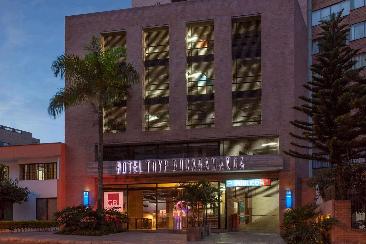 Hotel Bari Bucaramanga Ex Tryp Bucaramanga Cabecera 1/17