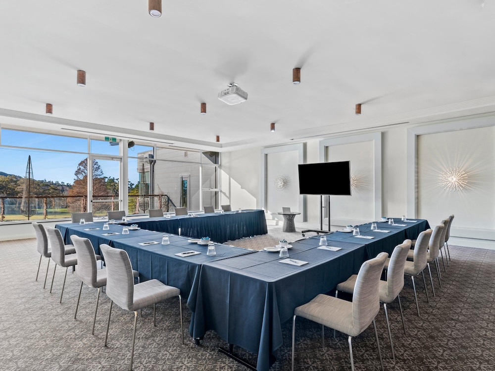 Park Proxi Gibraltar Bowral 57/64