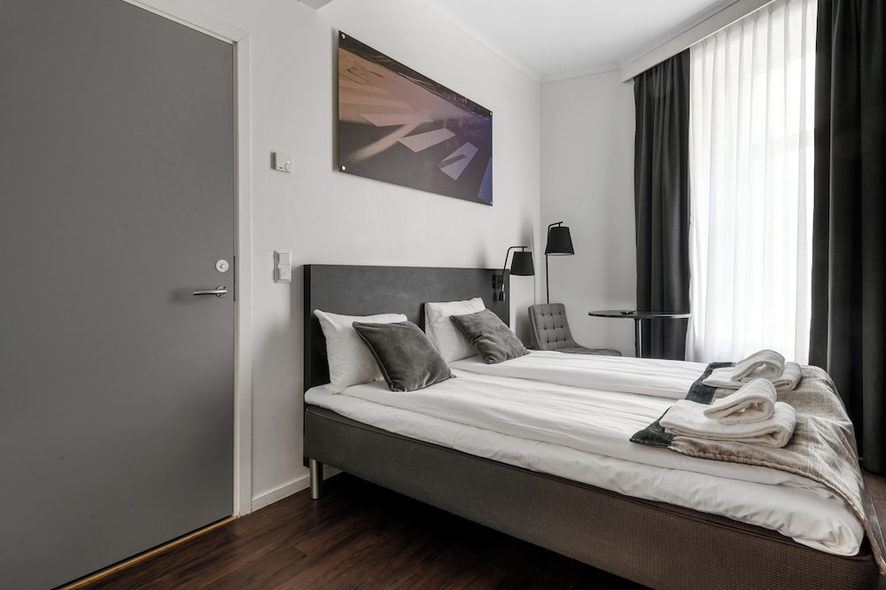 ECONOMY, DOUBLE BED