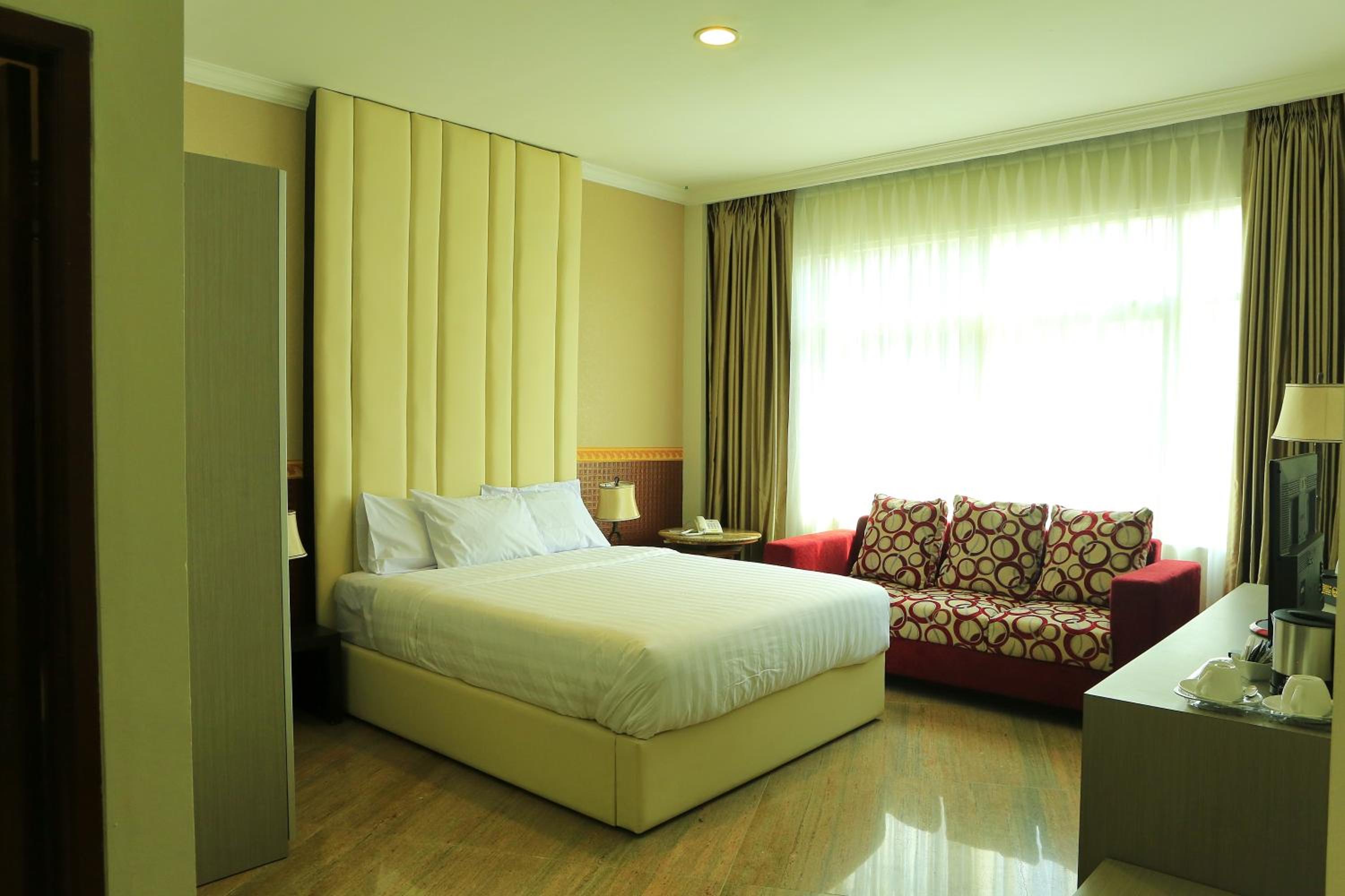 جناح بسرير كوين وسرير فردي، Hotel 55 2/2