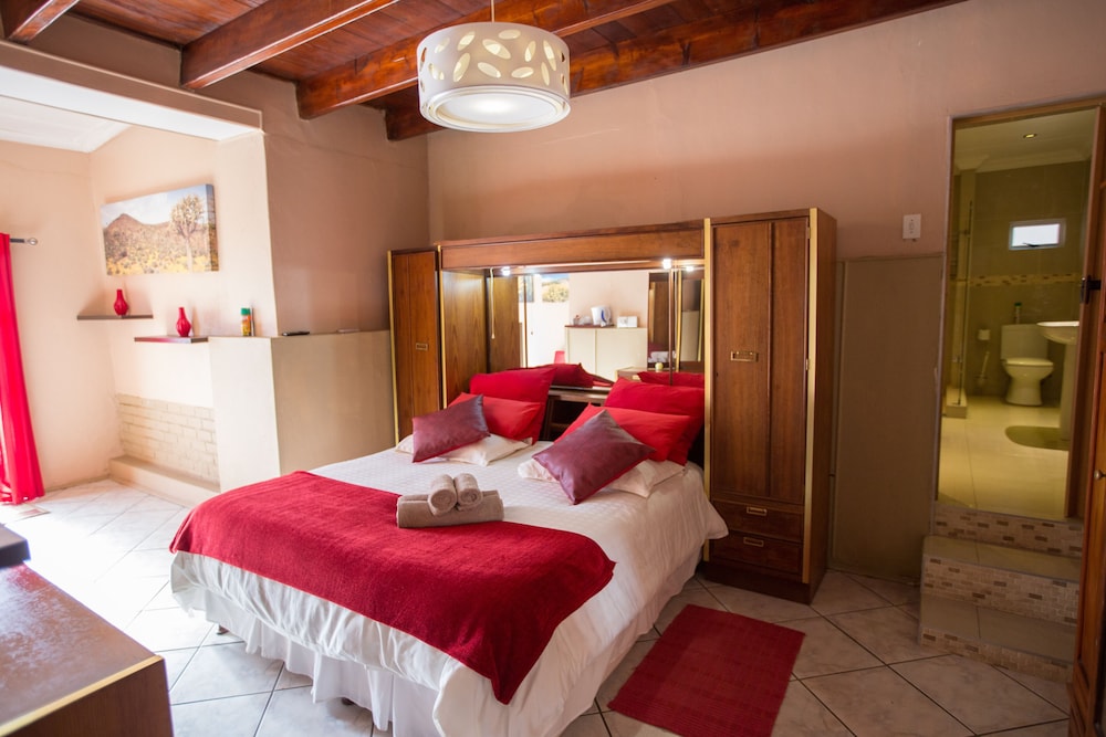 Namaqua Lodge 8/19