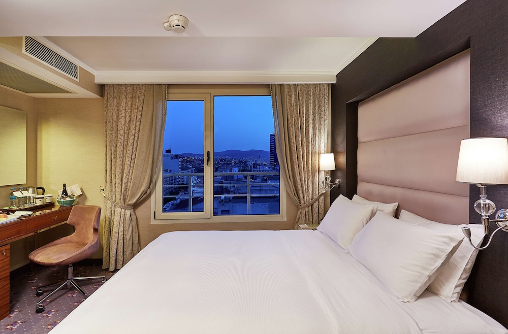 Doubletree By Hilton Hotel Izmir Alsancak 18/58