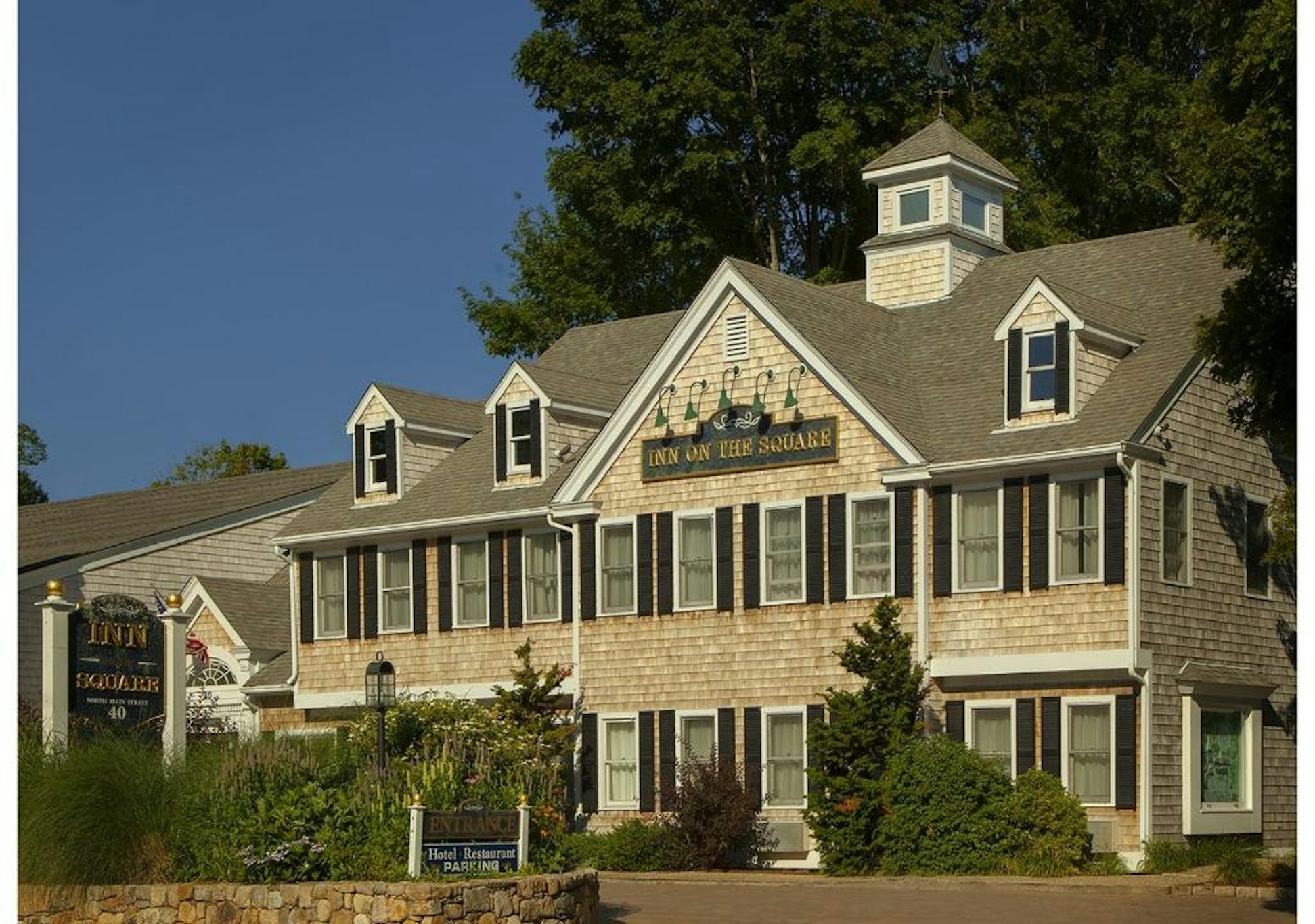 Inn On the Square 22/24