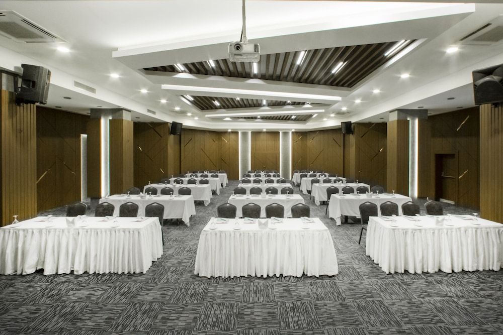 Piril Hotel Thermal Beauty And Spa 66/79