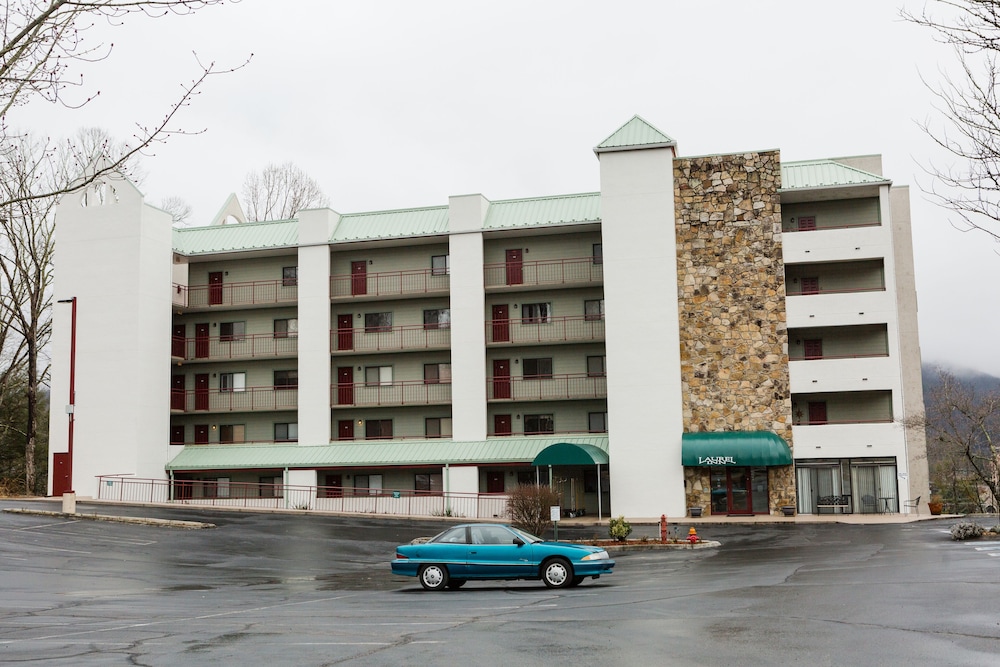 Laurel Inn Condominium 43/50