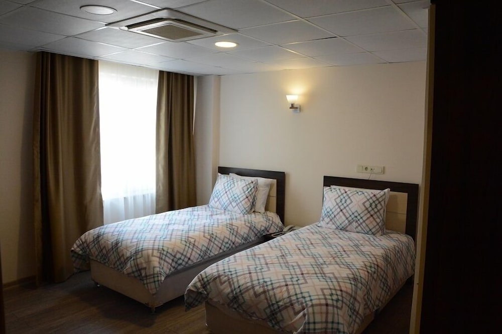 STS Hotel Luleburgaz 13/46