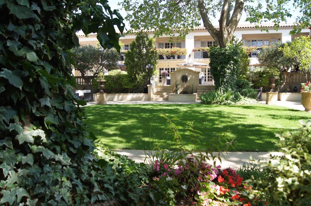 Villa Mazarin Aigues Mortes 2/35