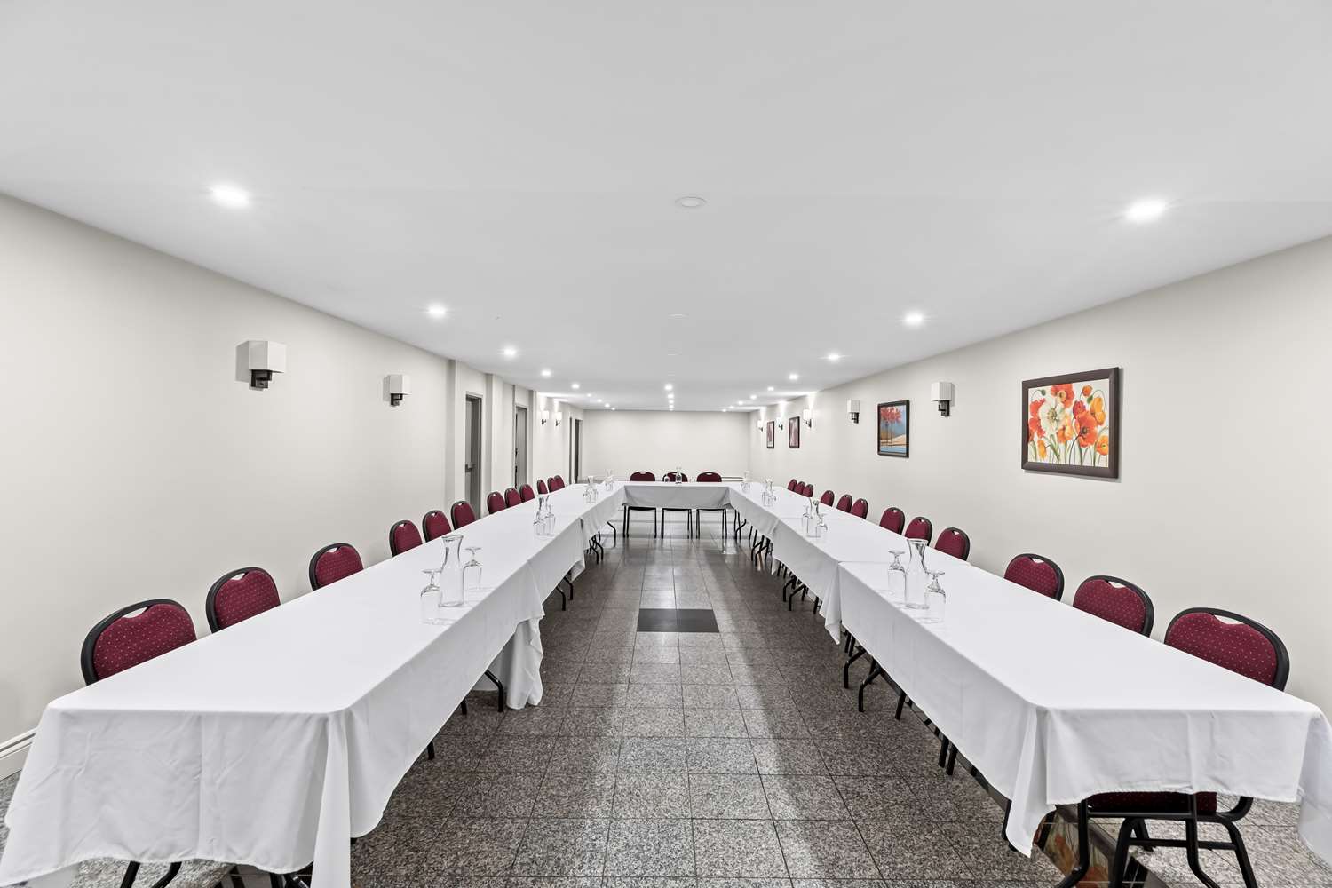 Best Western Plus Montreal East 11/19