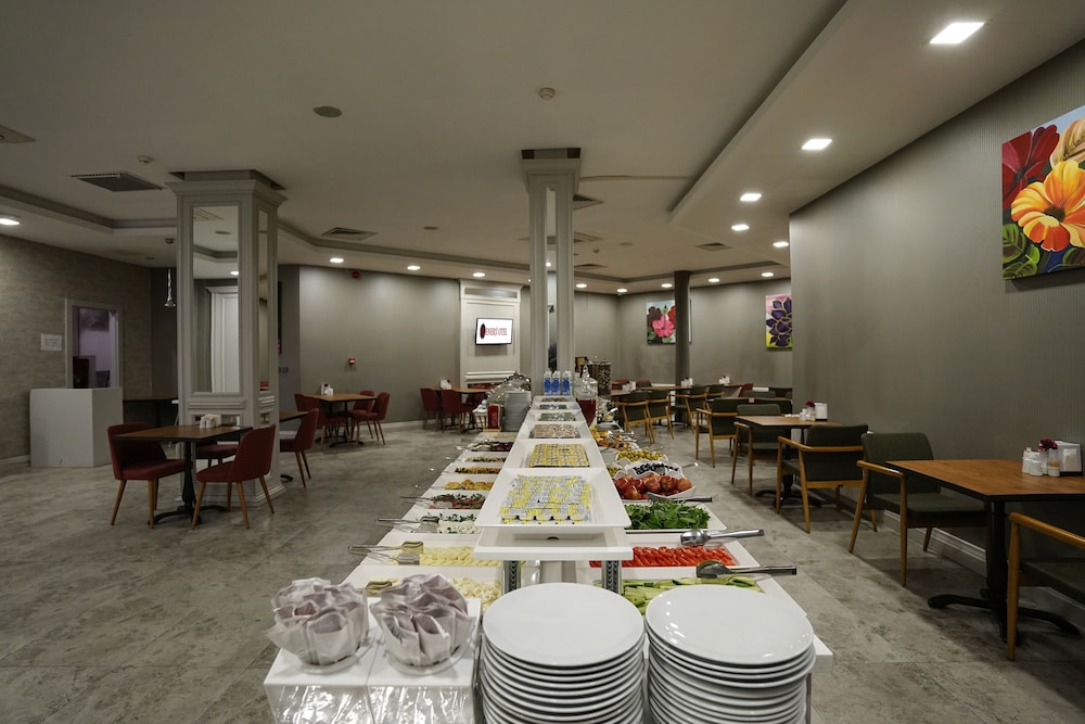 Enerji Hotel 38/46