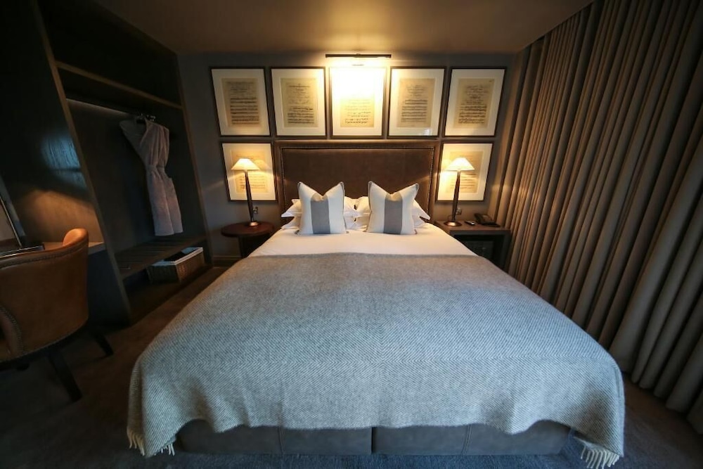 Dakota Hotel Glasgow 5/63