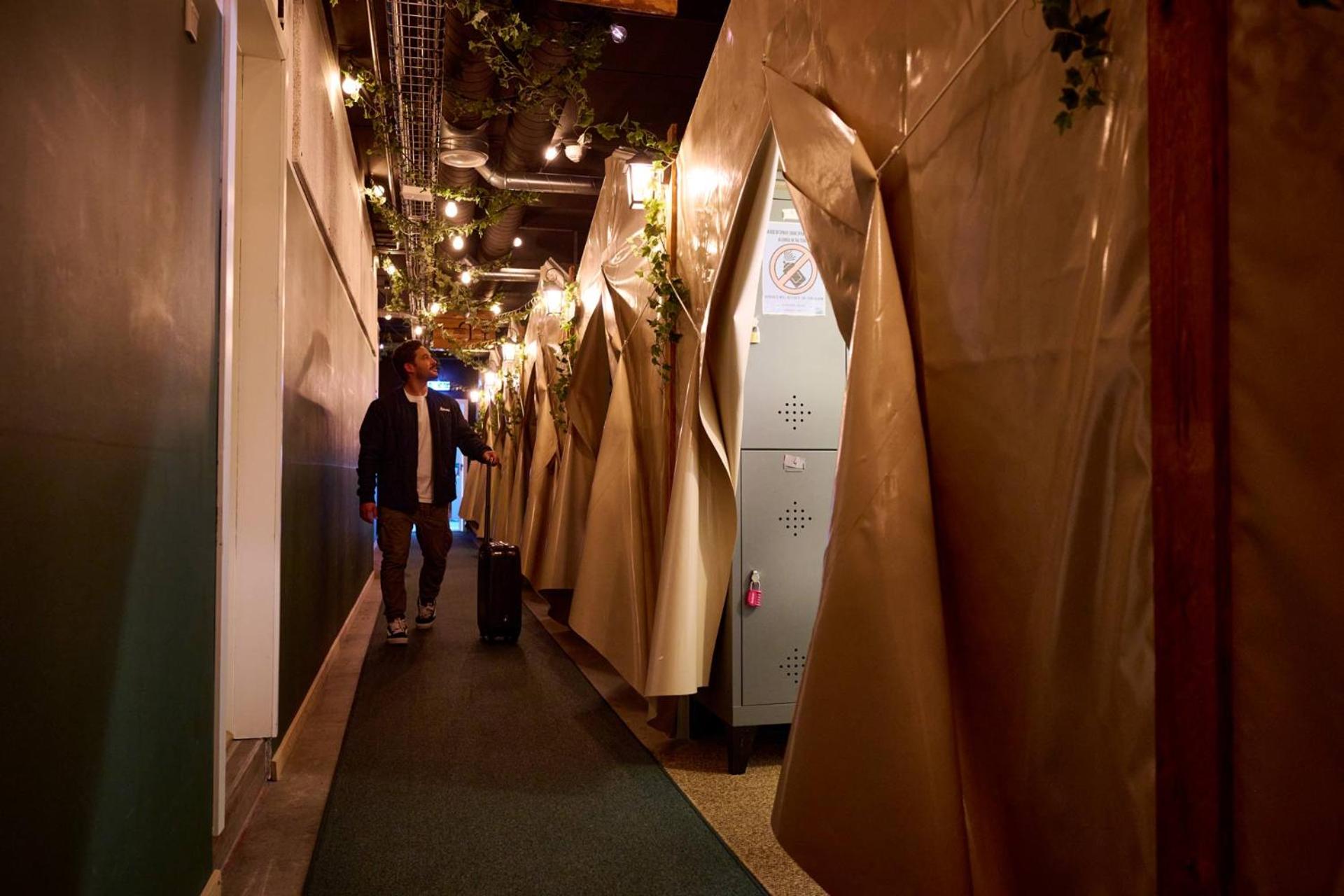 Urban Camper Hostel & Bar 10/28