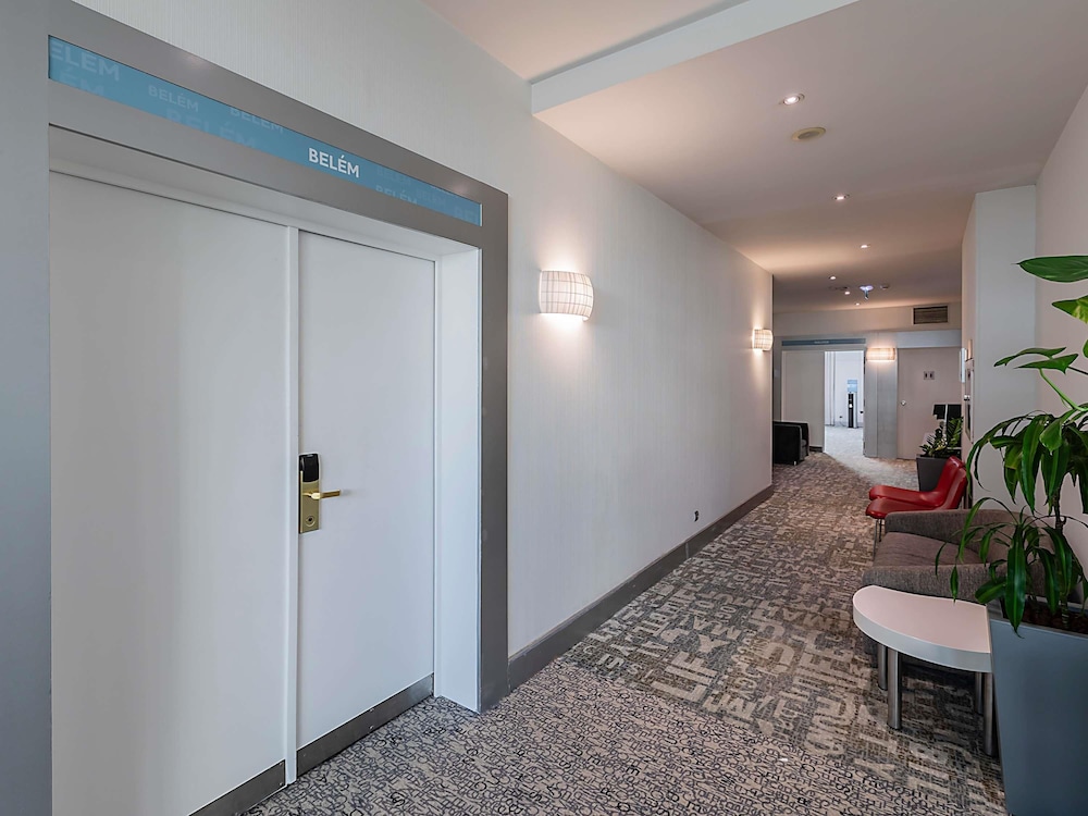 Mercure Lisboa 11/73