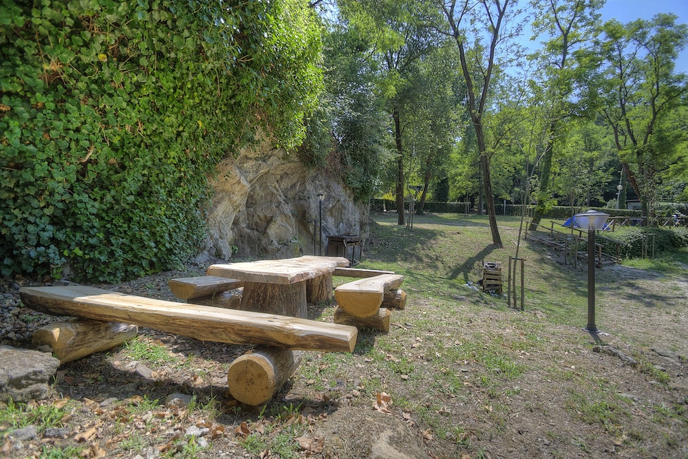 Flaminio Village Bungalow Park Campground 33/71