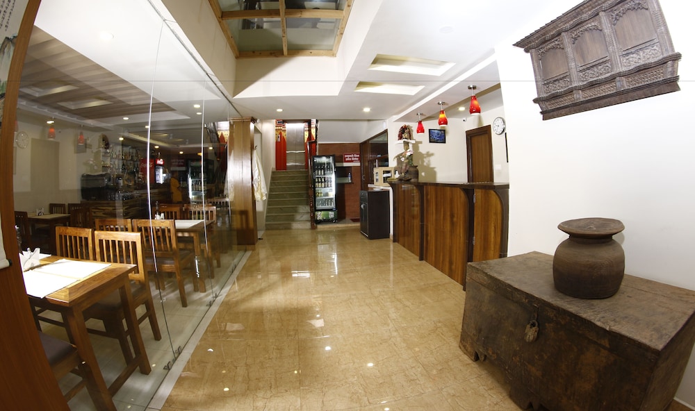 Truly Asia Boutique Hotel 7/55
