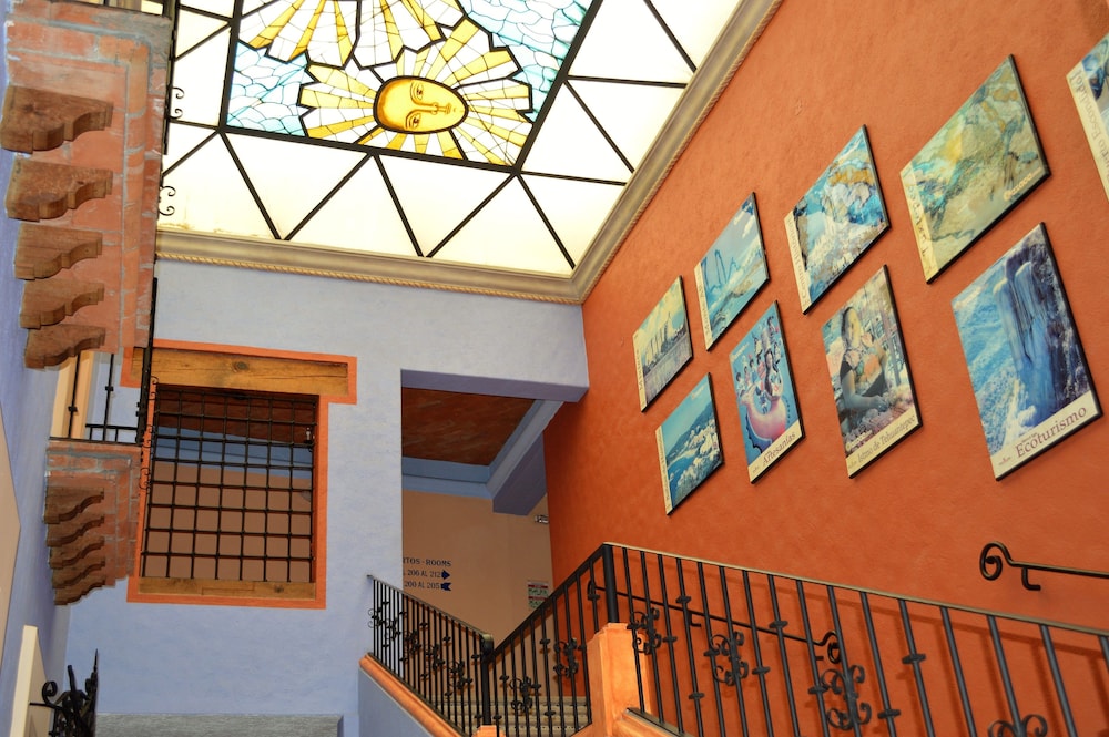 Hotel Santa Helena Plaza 4/42