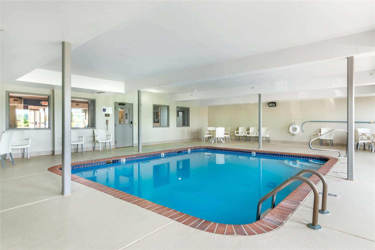 Comfort Inn & Suites St Louis - Chesterfield 21/32