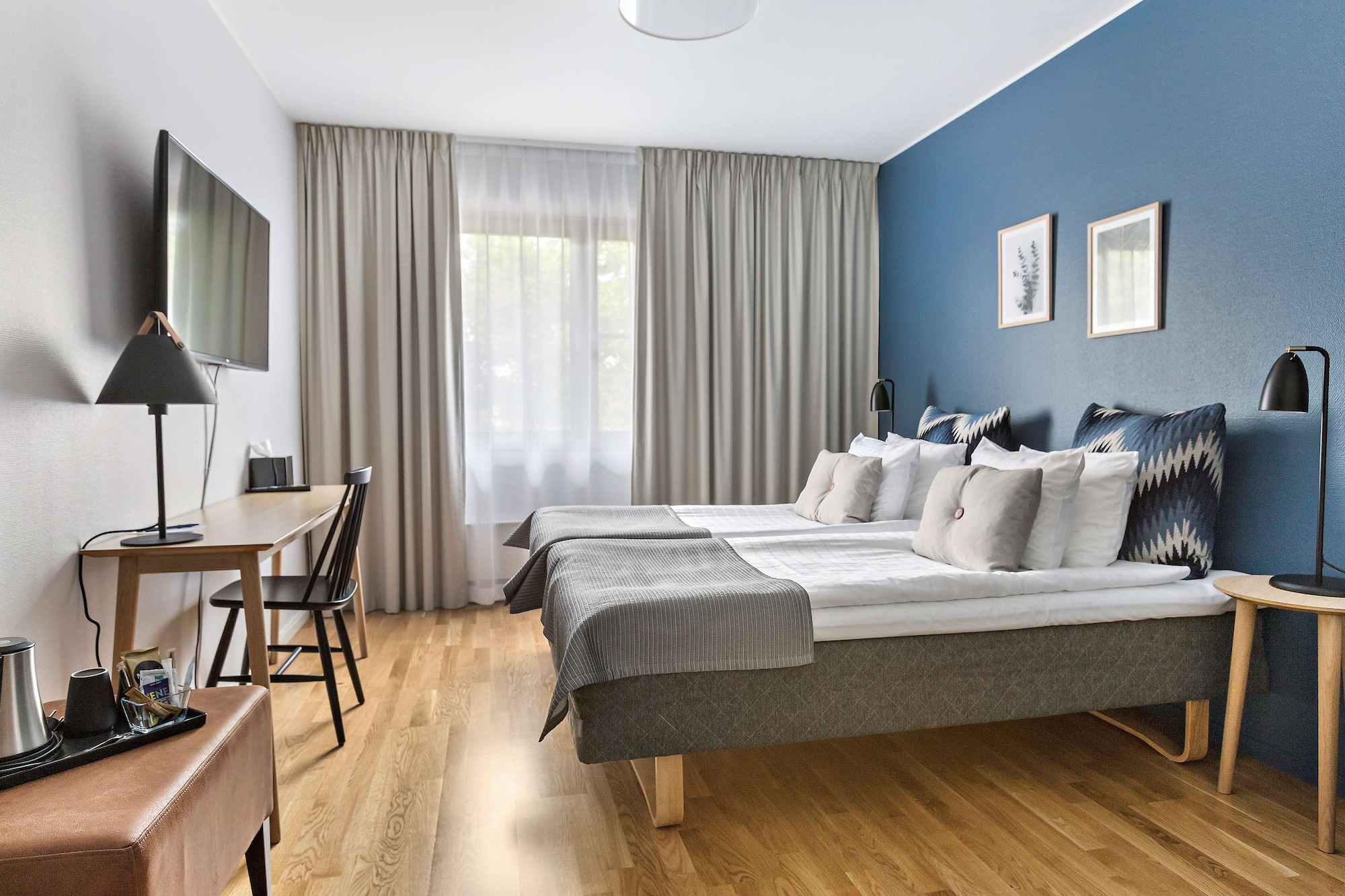 Standard, Twin Beds
