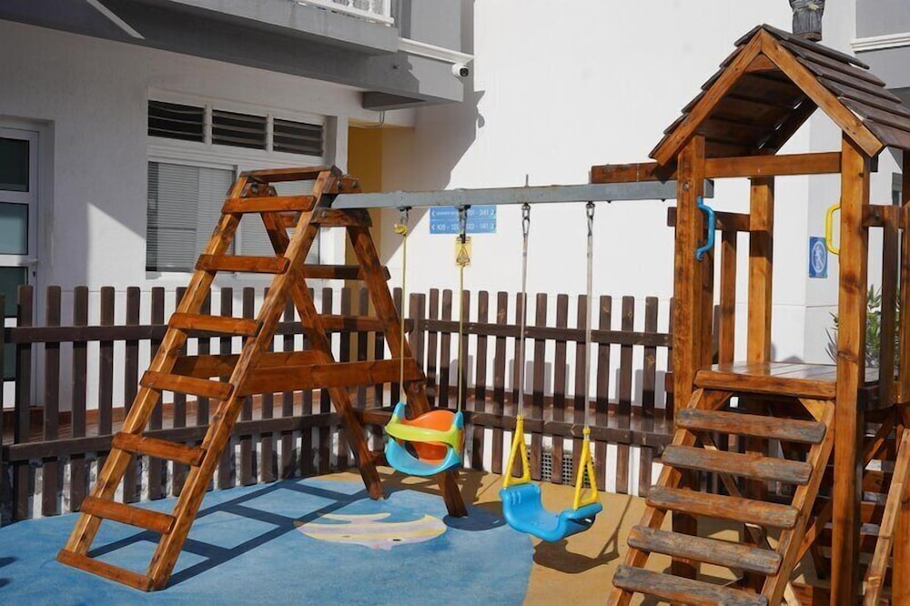 Coral Compostela Beach Golf 38/60