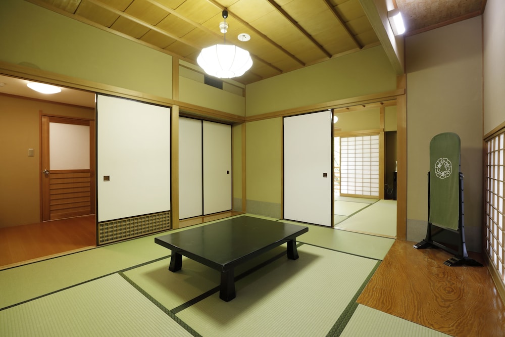 Tsubaki 30/50